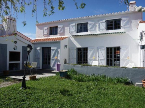 Maison confortable proche commerces, plage et port – 6 couchages, jardin clos avec terrasse et BBQ - FR-1-224B-453